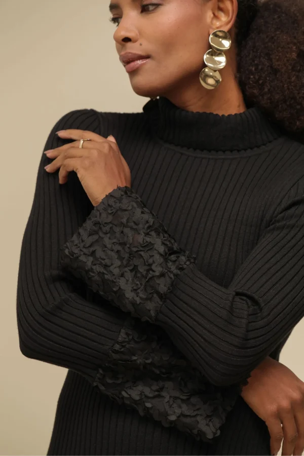 VESTIDO TRICÔ GOLA ALTA DETALHE PUNHO PRETO - Imagem 2